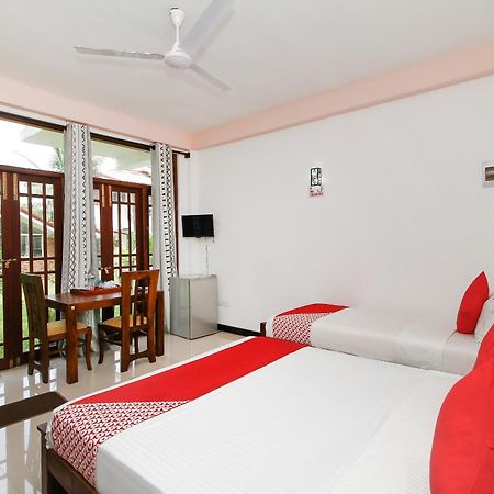 Lioni Holidays Villa Νεγκόμπο Δωμάτιο φωτογραφία