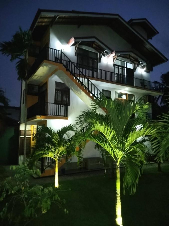 Lioni Holidays Villa Νεγκόμπο Εξωτερικό φωτογραφία